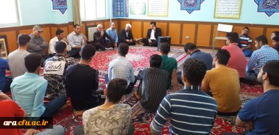 جلسه پرسش و پاسخ با دانشجویان