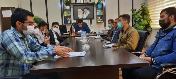 جلسه هم اندیشی با دبیر و اعضای کانون هلال احمر شهرستان اندیمشک 3