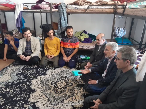 حضور دکتر جرفی   مدیریت محترم دانشگاه فرهنگیان استان خوزستان، آقای رضایی زاد رئیس اداره حراست و جناب آقای کلانتر رشیدی رییس اداره مالی دانشگاه استان خوزستان  5