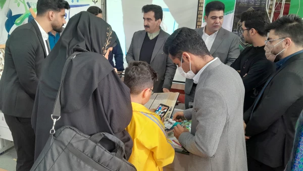 هفته پژوهش و برگزاری نمایشگاه دستاوردهای پژوهشی واحد امام رضا علیه السلام اندیمشک 8