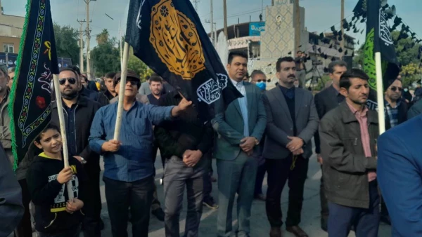 حضورمدیریت پرسنل دانشجویان واساتید دانشگاه فرهنگیان واحدامام رضا علیه السلام اندیمشک درمراسم استقبال باشکوه از پیکر مطهر شهید گمنام دفاع مقدس در اجتماع بزرگ فاطمی شهرستان اندیمشک. 4