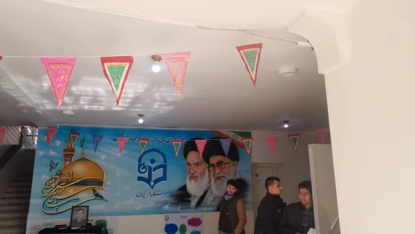 آذین بندی به مناسبت دهه فجر و یوم الله ۲۲ بهمن دانشگاه فرهنگیان واحد امام رضا علیه السلام اندیمشک 8