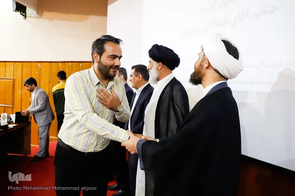 تجلیل از گروه جهادی حاج قاسم سلیمانی  ازدانشگاه فرهنگیان اندیمشک توسط نماینده ولی فیقه استان خوزستان  2