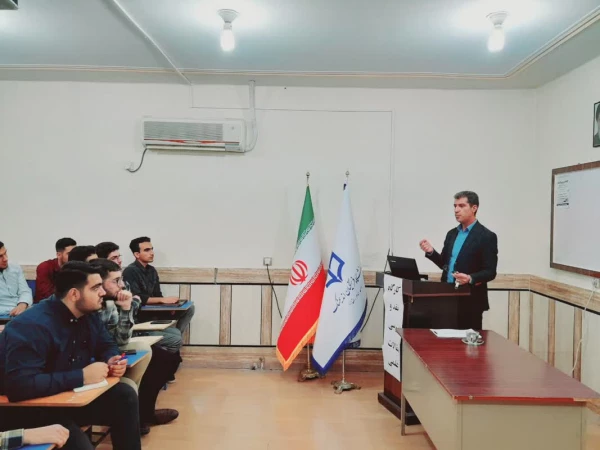 برگزاری کارگاه نقدوبررسی مقالات علمی بمناسبت هفته سرآمدی آموزش 5