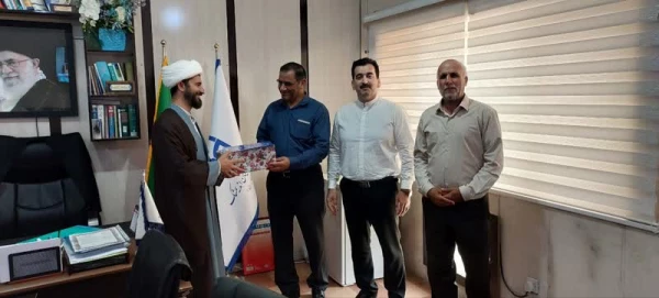 تقدیر از همکاران پیشکسوت دانشگاه فرهنگیان در دهه کرامت  3