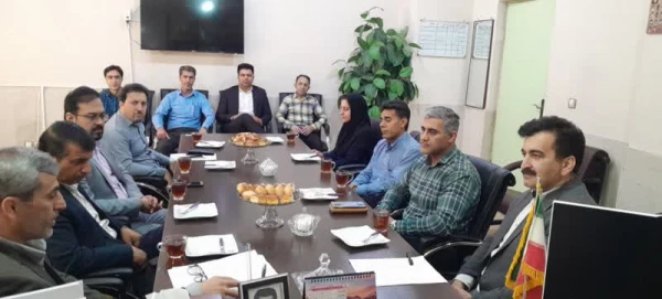 تقدیم حکم فرماندهی بسیج اساتید  به آقای دکتر نیازی رئیس دانشگاه فرهنگیان واحد امام رضا علیه السلام  از سوی معاونت بسیج ادارات شهرستان اندیمشک 4