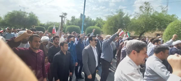 حضور پرسنل و دانشجویان دانشگاه فرهنگیان اندیمشک در مراسم عبادی و سیاسی نماز جمعه و راهپیمایی حمایت از مردم مظلوم فلسطین  2